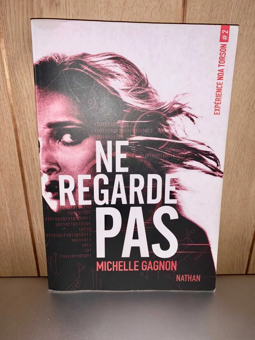 Regarde pas